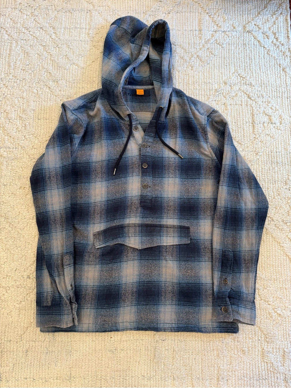 Tailor Vintage hooded flannel pullover, size L